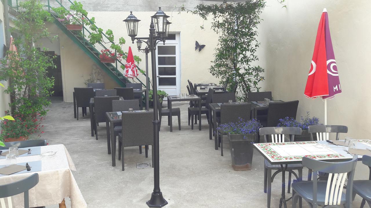 Hôtel Le Boulevard Mazamet Buitenkant foto